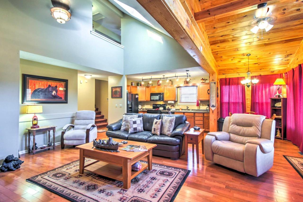 Tree Top Dream Cabin With Hot Tub In Gatlinburg! Βίλα Εξωτερικό φωτογραφία