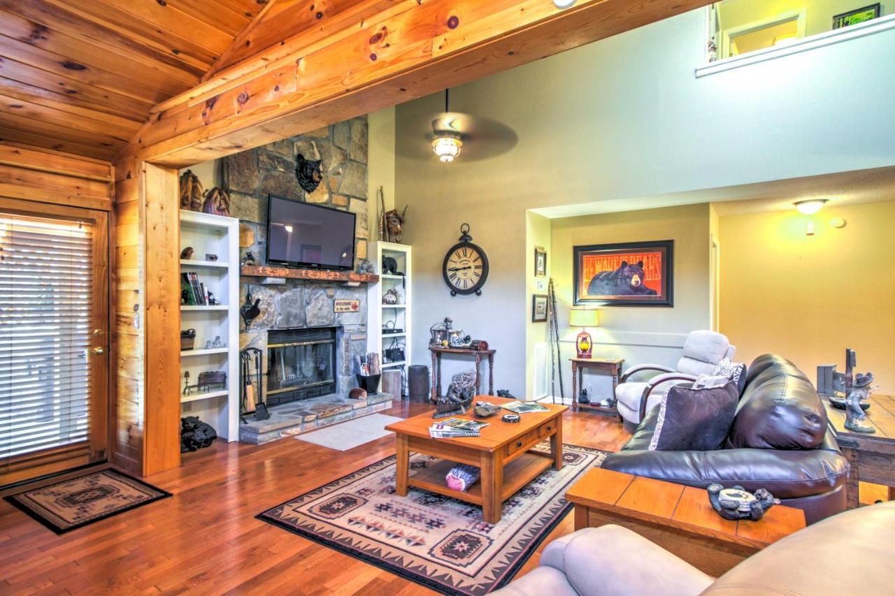 Tree Top Dream Cabin With Hot Tub In Gatlinburg! Βίλα Εξωτερικό φωτογραφία